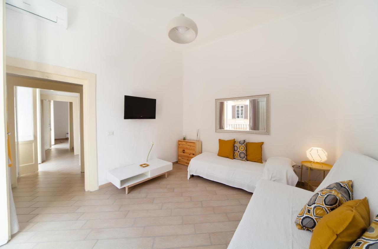 Napoli Centro Suite - Duomo Apartment 외부 사진