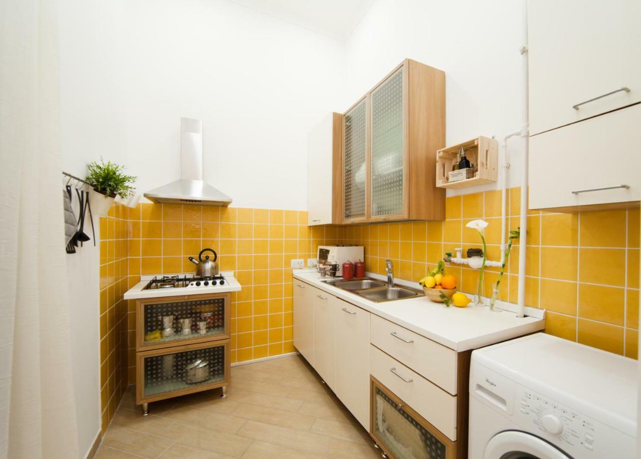 Napoli Centro Suite - Duomo Apartment 외부 사진