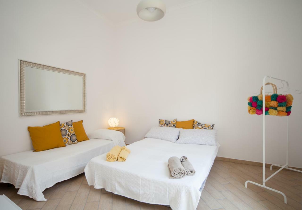Napoli Centro Suite - Duomo Apartment 외부 사진